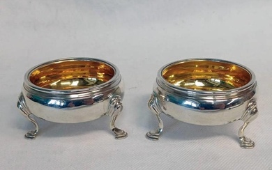 PAIR OF GEORGE III SILVER CIRCULAR SALTS WITH GILT BOWLS BY ...