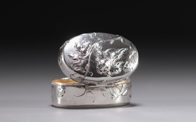 Small Art Nouveau silver box with gilt inside, German hallmarks....