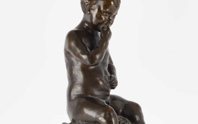 Unknown artist, early 20th century: Seated baby boy, figure of patinated bronze. Unsigned.