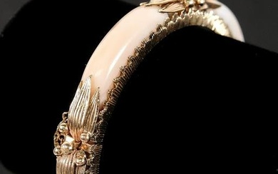 Vintage 18K YG Angel Skin Coral Hinged Bracelet