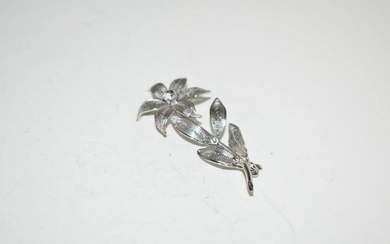 Vintage Filigree Sterling Silver Flower Brooch