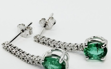 18 kt. White gold - Earrings - 1.20 ct Emerald - Diamonds