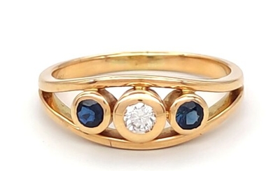 18 kt. Yellow gold - Ring - 0.20 ct Sapphire - 0.16 ct Diamond