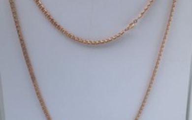 Necklace in 19.2kt gold – 71cm – 46g