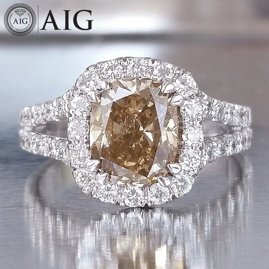 2.80ct Natural Fancy Intense Orangy Brown / VS1 - 14 kt. White gold - Ring - Diamonds