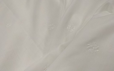 70% linen embroidered for curtains - 620 x 320 cm - Linen, Resin/Polyester - 21st century