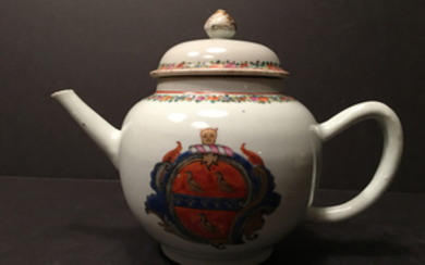 ANTIQUE Chinese Famille Rose Armorial Teapot. 18th C. 6 1/2" high.