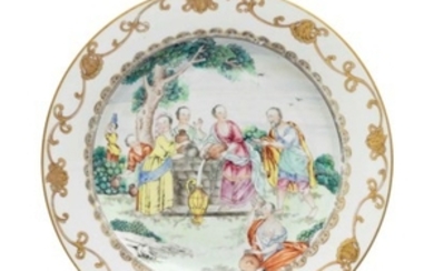 A FAMILLE ROSE 'REBECCA AT THE WELL' PLATE, QIANLONG PERIOD, CIRCA 1750
