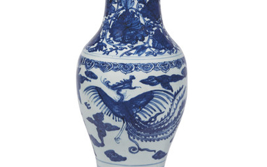 A CHINESE BLUE AND WHITE 'PHOENIX' VASE, JIAJING PERIOD (1522-1566)