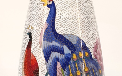 A CHINESE CLOISONNE VASE