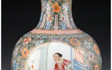 A Chinese Eggshell Porcelain Vase, Republic Peri