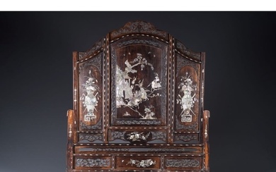 A Chinese mother-of-pearl-inlaid wooden 'Romance of the Thre...