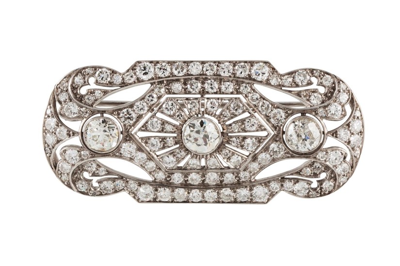 A DIAMOND PLAQUE BROOCH, of approx. 4.20ct in total, mounted...