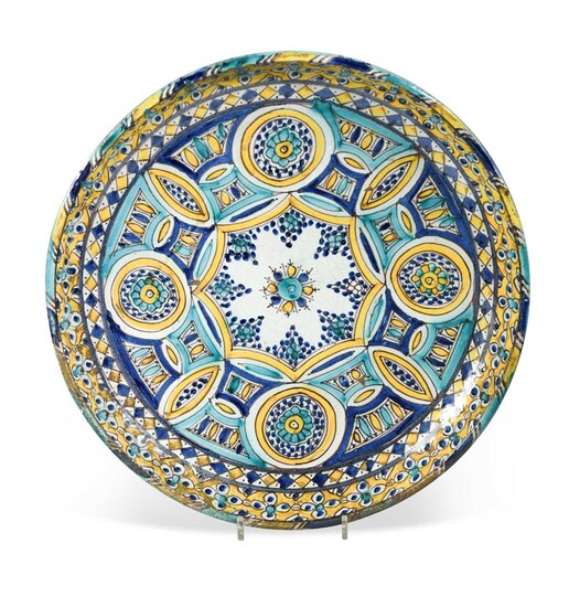 A Fez pottery dish