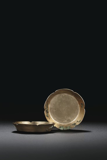 A PAIR OF SILVERY METAL PETAL-LOBED DISHES, SONG DYNASTY (AD 960-1279)