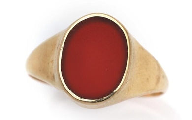 SOLD. A carnelian ring set with a polished carnelian, mounted in 14k gold. Size 62. – Bruun Rasmussen Auctioneers of Fine Art