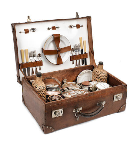 A cased picnic set for four persons by Drew & Sons, circa 1909