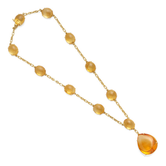 A citrine necklace