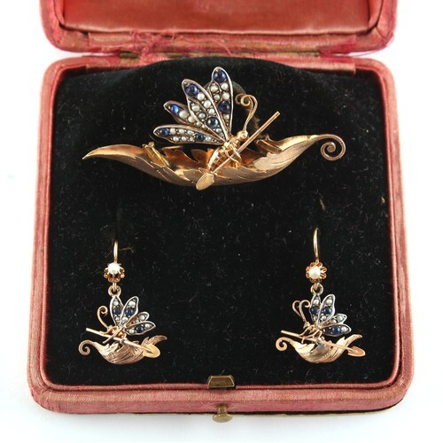 A very unusual yellow gold gem set brooch & earrings suite, ...