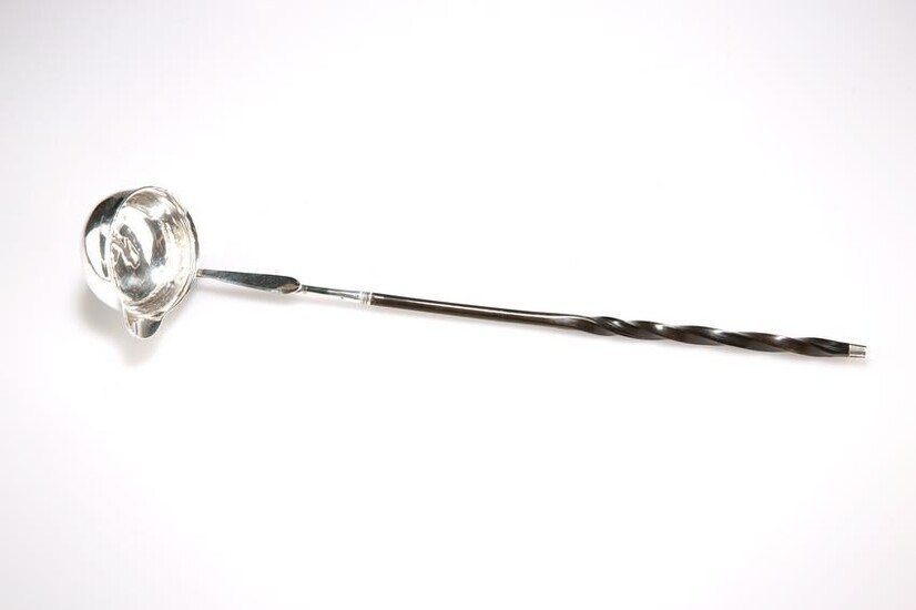 AN 18TH CENTURY SILVER TODDY LADLE, with baleen handle