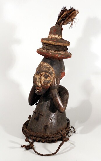 Afrique. Important cimier de danse Yaka (République Démocratique du Congo). H. 53cm. (Afrique, Art africain,...