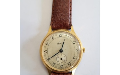 An Accurist gents wristwatch on a leather strap, working in ...
