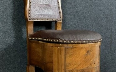 Attributed to Léonard Boudin 18th Ponteuse Chair In walnut and marquetry - Walnut - Mid 18th century