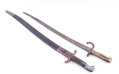 British 1856 Pattern Yataghan sword bayonet, ricasso with broad arrow...