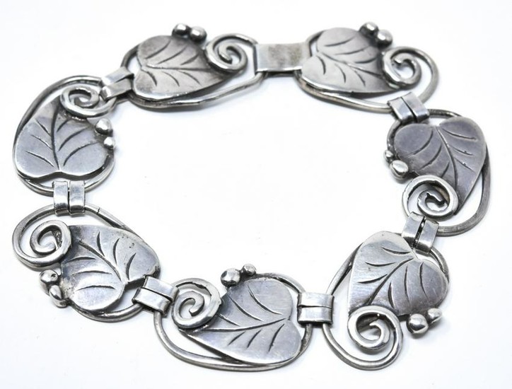 C 1930s Sterling Silver Arts & Crafts Bracelet