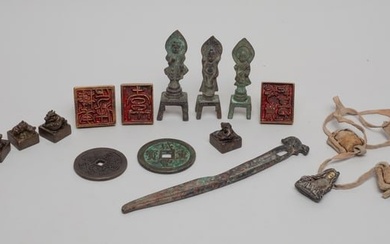 Chinese Bronze Seals & Pieces