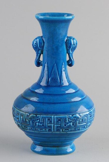 Chinese porcelain vase with blue glaze, meander rim
