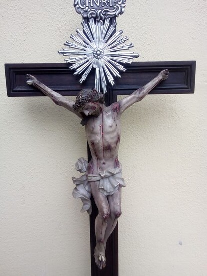 Crucifix - Louis Philippe - Wood, nails, crown of thorns and silver cartouche - Mid 19th century