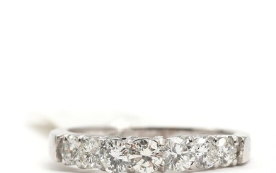 SOLD. Diamond ring set with seven brilliant-cut diamonds totalling app. 0.90 ct., mounted in 18k white gold. J-L/VVS-VS. – Bruun Rasmussen Auctioneers of Fine Art