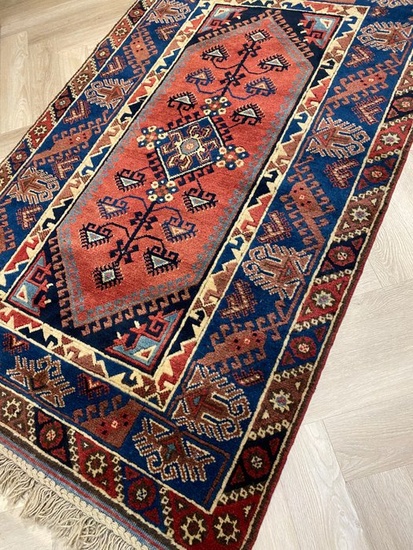 Dosemealti - Carpet - 187 cm - 118 cm