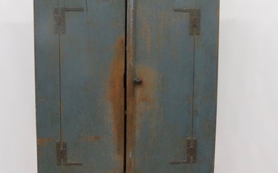 EARLY 19TH CENTURY BLUE PAINTED CUPBOARD