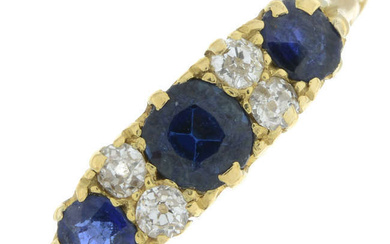 Early 20th century 18ct gold sapphire & diamond ring