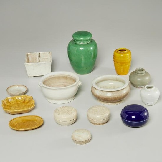 Group Chinese & Japanese monochrome ceramics
