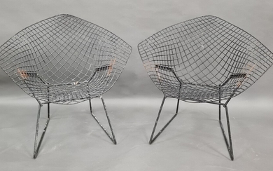 Harry BERTOIA (1915-1978), Ensemble de 2 fauteuils modèle 421 LU dit "Diamond chair", assise en...