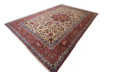 Isfahan Antique - Carpet - 438 cm - 310 cm