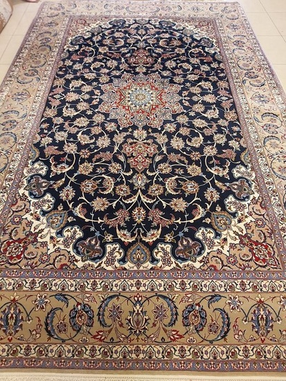 Isphahan - Carpet - 318 cm - 205 cm
