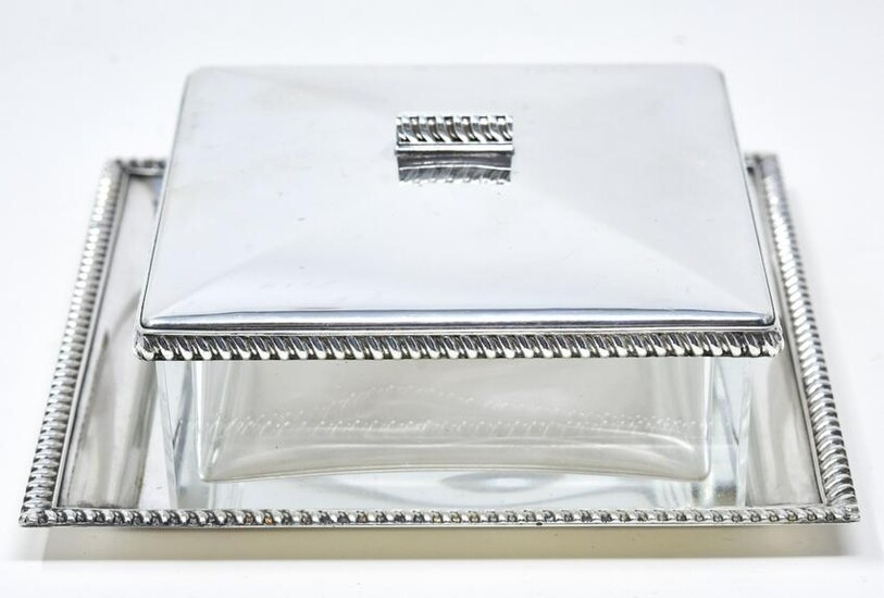 Japanese 950 Sterling & Glass Box by K. Uyeda