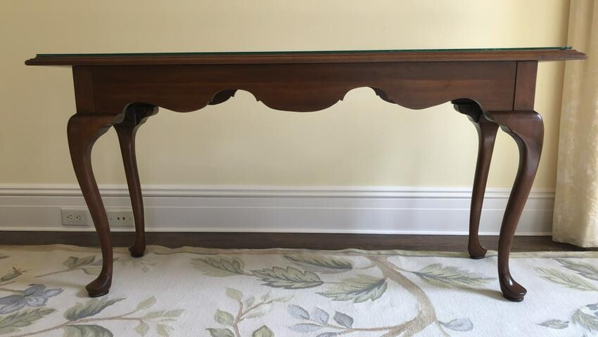 Knob Creek Queen Anne Style Cherry Console Table