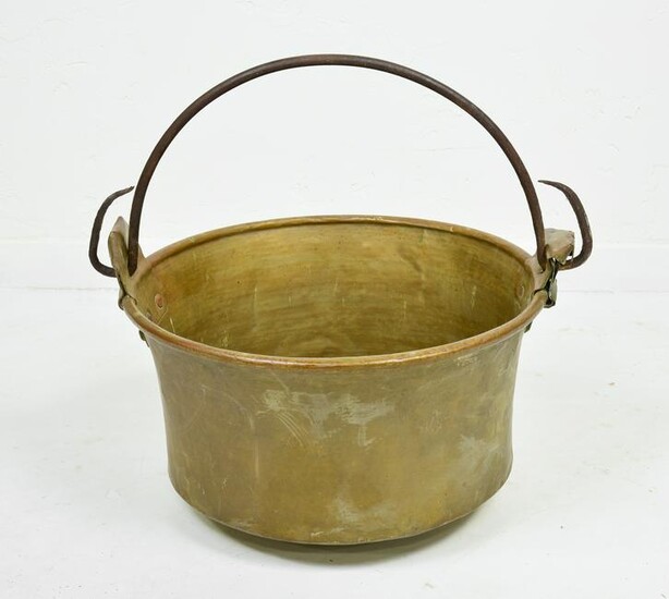 Large Brass Pot with Handle