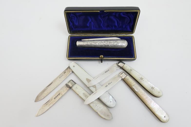 Late Victorian silver folding fruit knife, by Hilliard &...