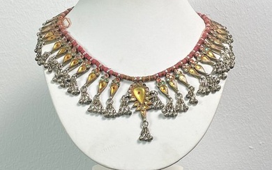 Necklace including matching bracelets - ex coll. Gebrüder Kienzle - Uttar Pradesh - India