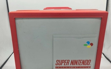 Nintendo - Super Nintendo / Snes / Nes - Official Nintendo Version - Suite Case - 1992 collectors item - Snes - Video game - In original box