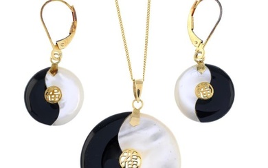 Onyx & mother-of-pearl necklace & earrings