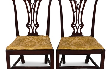 PAIR OF GEORGE III MAHOGANY SIDE CHAIRS, 18TH CENTURY 37 1/2 x 22 1/2 x 19 in. (95.3 x 57.2 x 48.3 cm.)