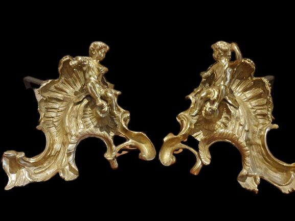 Pair of Chenets with Putti (2) - Neoclassical Style - Bronze (gilt), Iron (cast) - Late 19th century