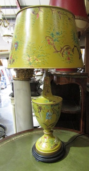 Pair of Yellow Ground Toileware Table Lamps with Graduated S...